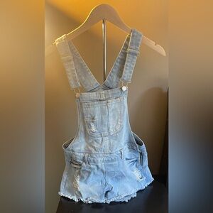 Women’s denim overalls shorts